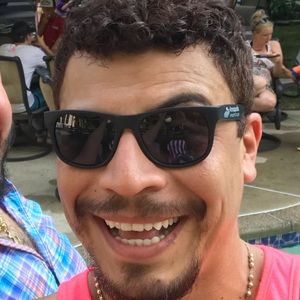 Meet your Posher, Yens